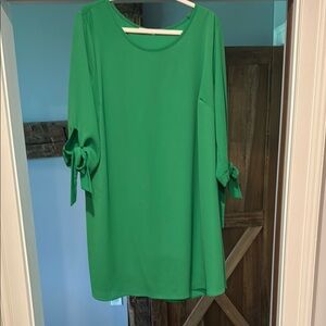 Chic Soul Vibrant Green Dress with Bow Accents